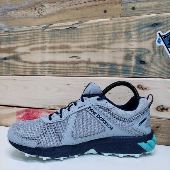 New Balance Running Course Athletic Trail Running Shoes Womens Sz 8 Teal Silver - Picture 7 of 12